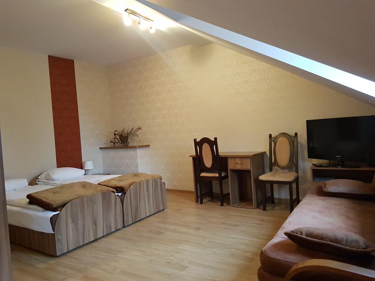 Pamietna Dworek Skierniewice Esterno foto